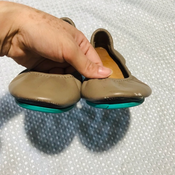 Tieks taupe flats - Picture 7 of 14